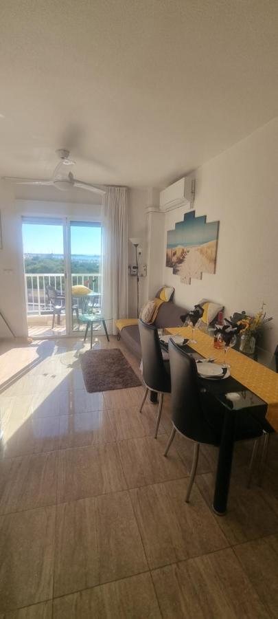 Sea View Torrevieja Lägenhet Exteriör bild